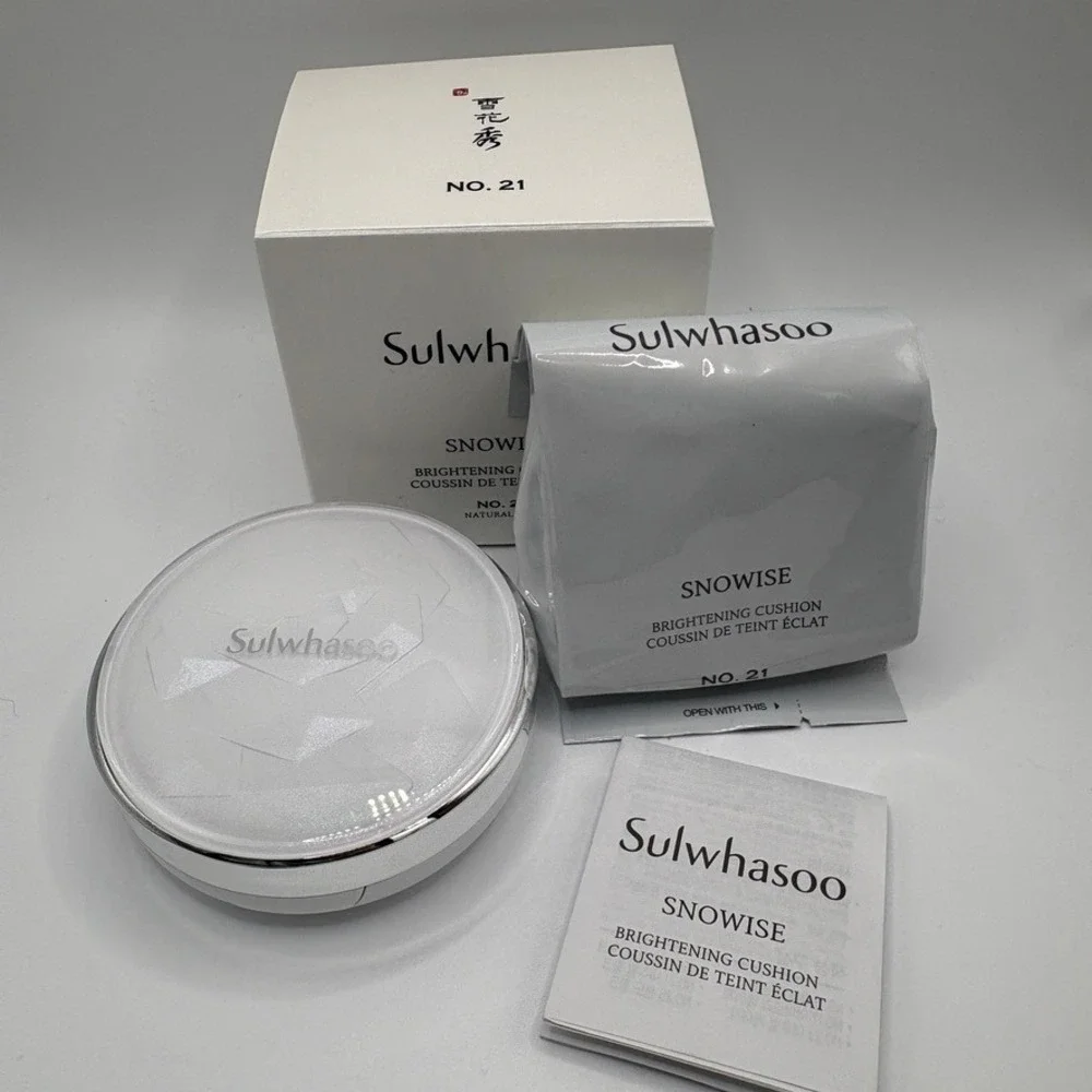 Sulwhasoo Snowise Brightening Cushion Duo No. 21 Natural Pink SPF 50+